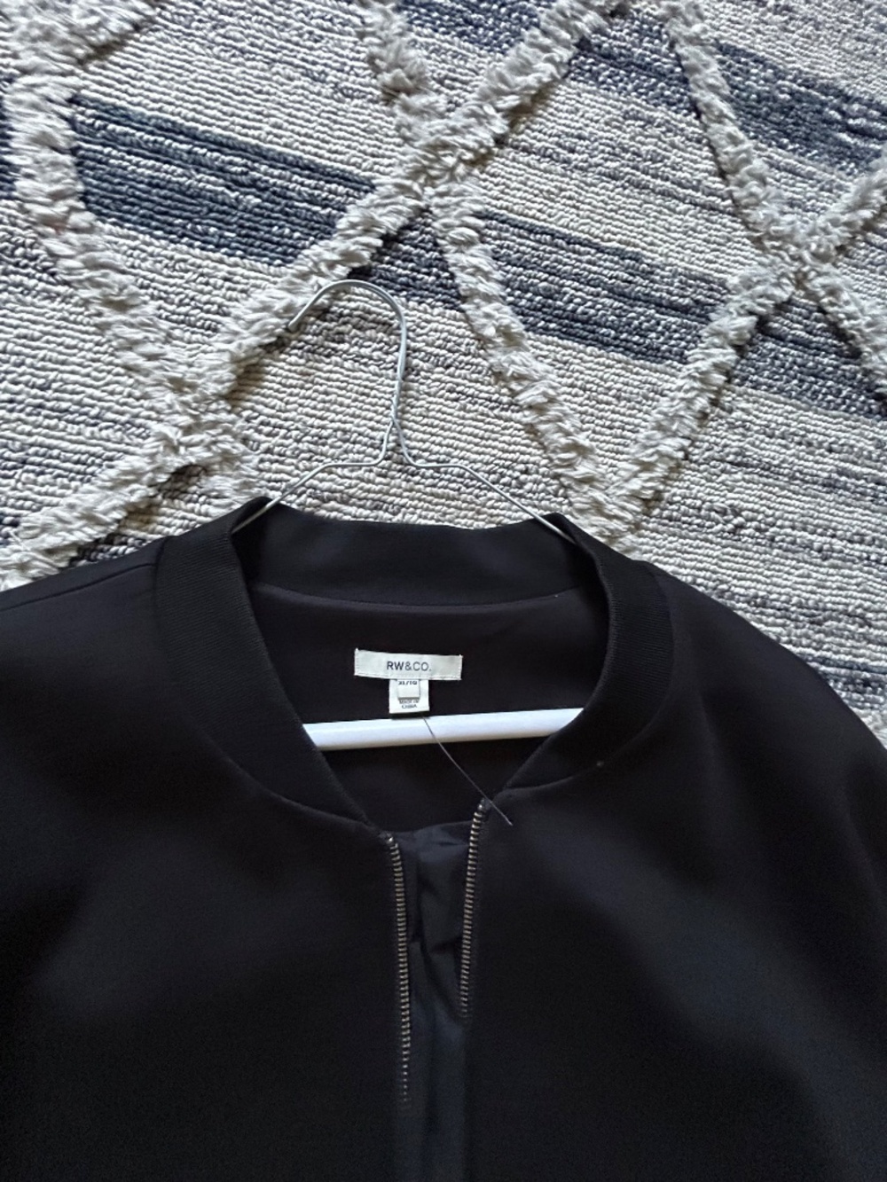 Zip up jacket - Picture 2 of 5